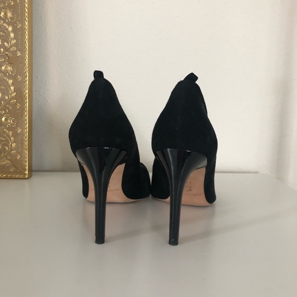 Heels - Picture 4 of 4